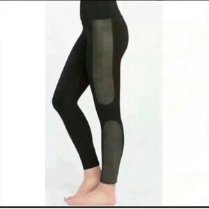NWT Spanx faux panel leather ponte leggings Black